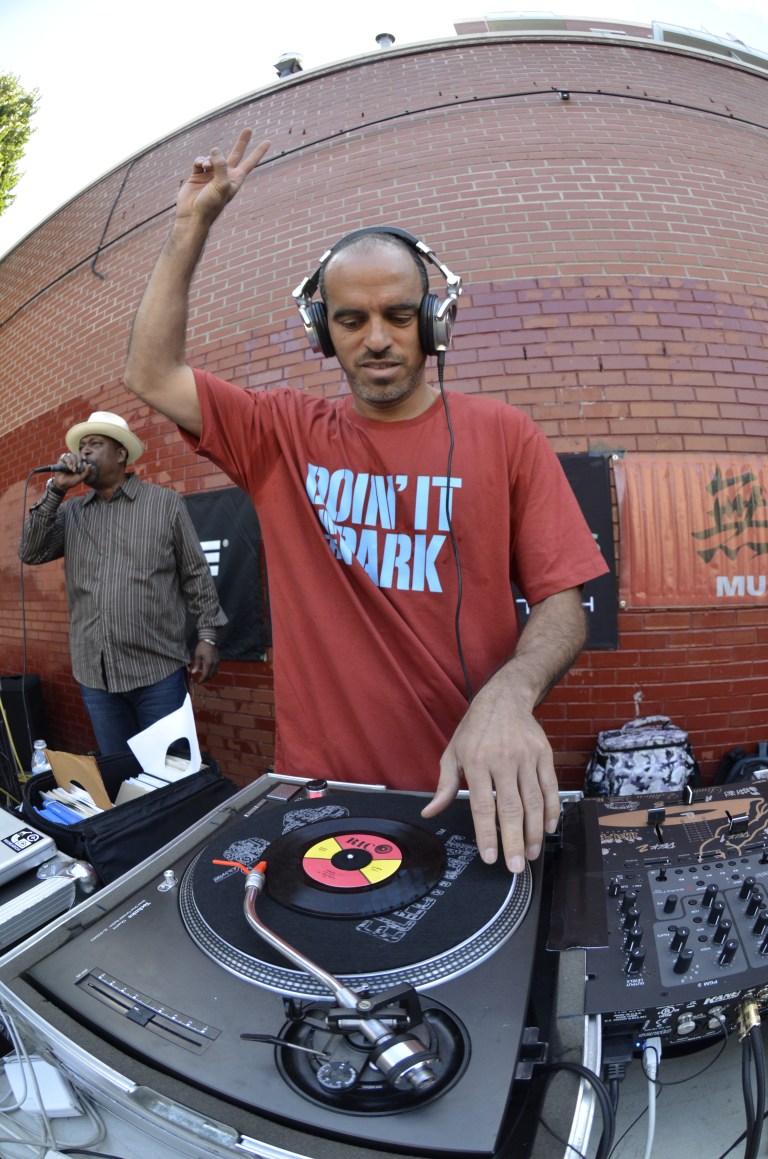 SPANISH HARLEM HOP 6 30 11 BOBBITO SPINNING PHOTO JOE CONZO TOW_jc_305